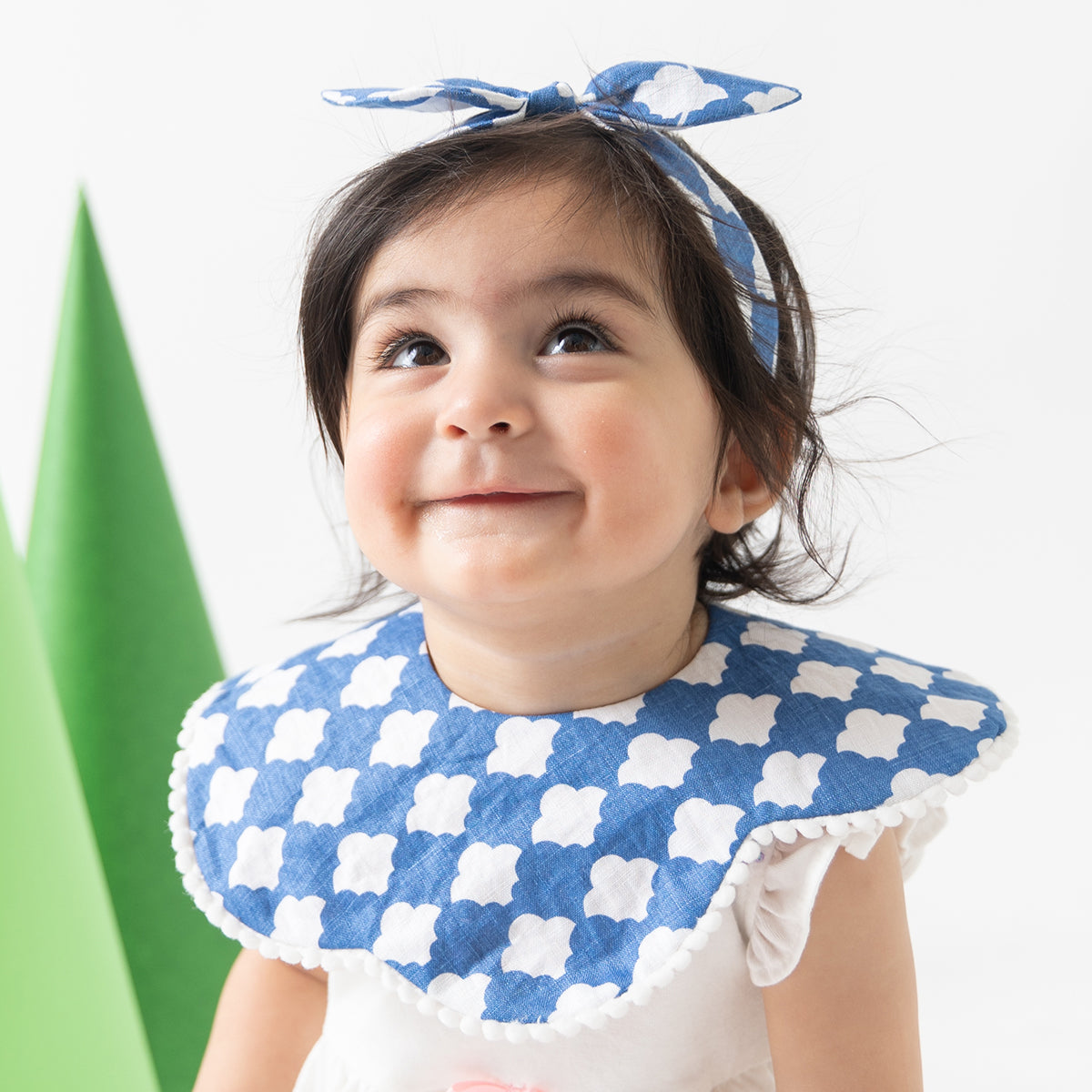 Seas The Day 2 Bibs + Bow Set