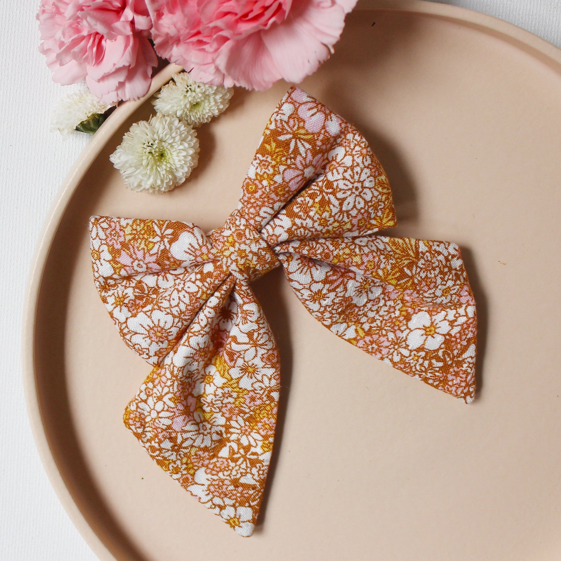 Hey Daisy Bow Clip