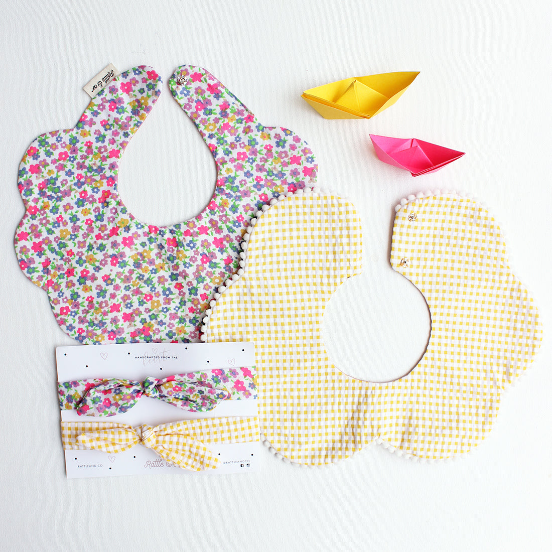 Picnic Party 2 Bibs + Bow Set