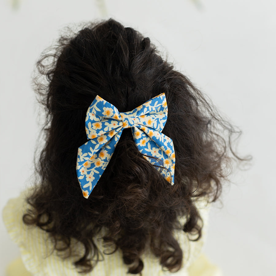 Get Your Dreams Bow Clip