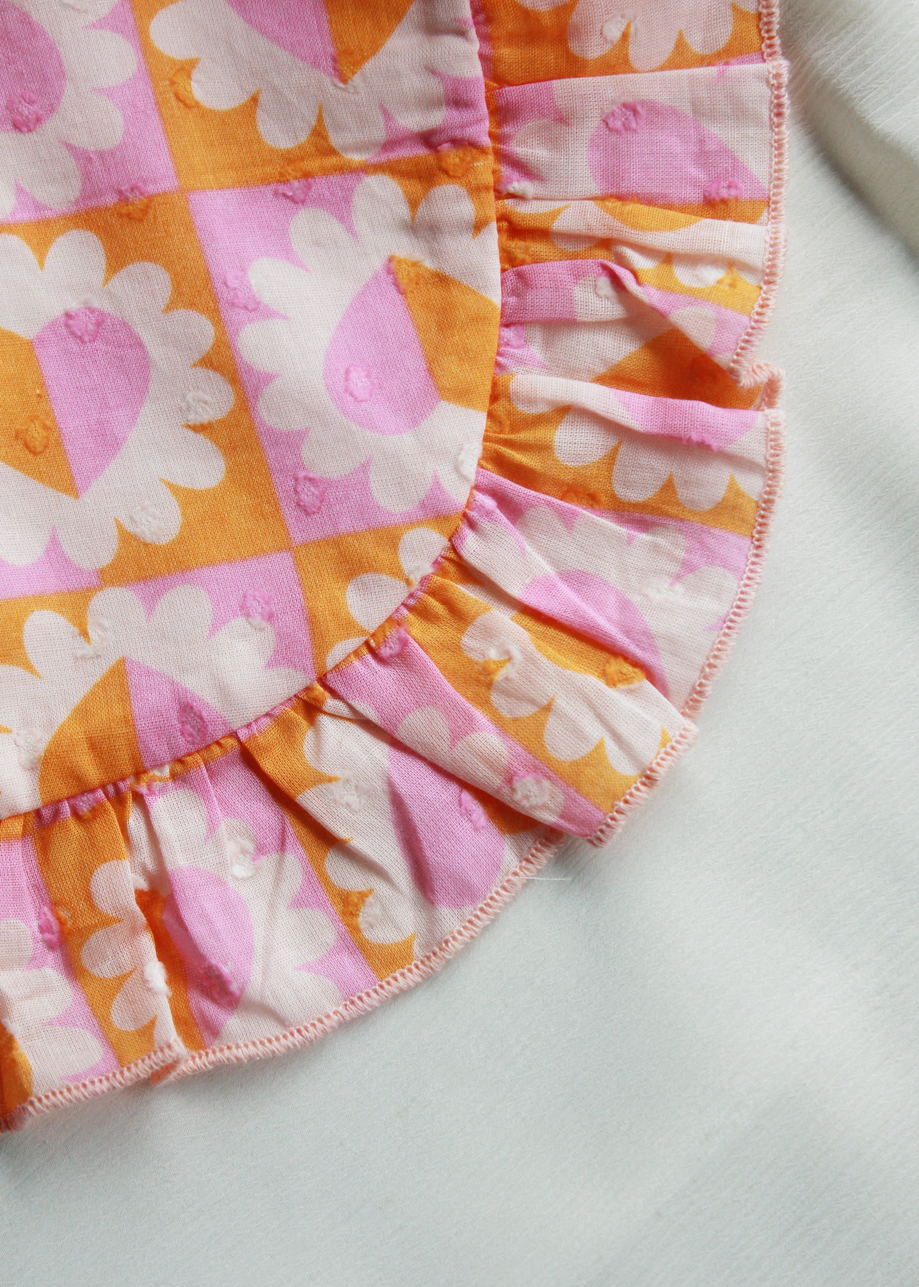 Queen Of Hearts Ruffle Bib