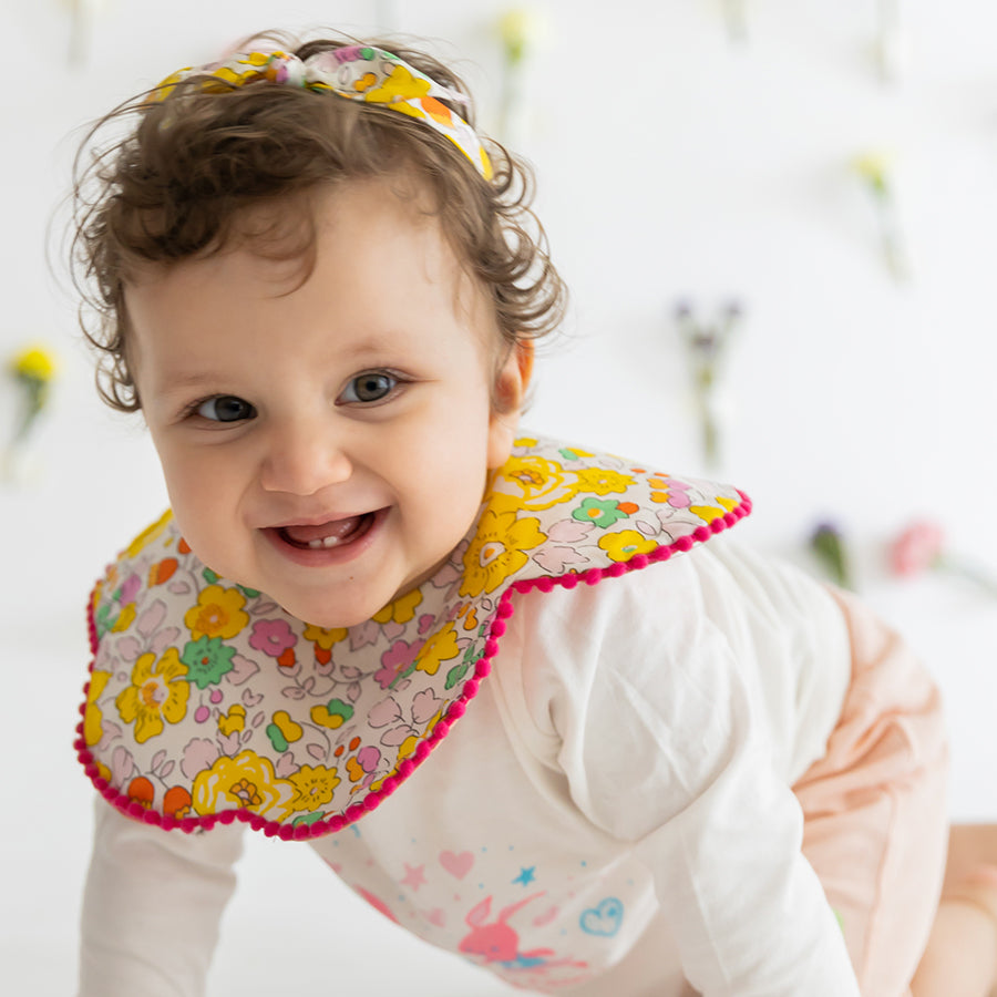 Clap Along - Bib + Bow Set