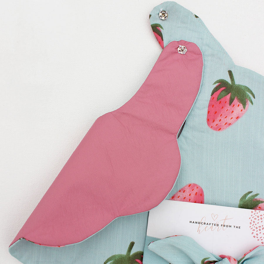 So Berry Cute Bib + Bow Set