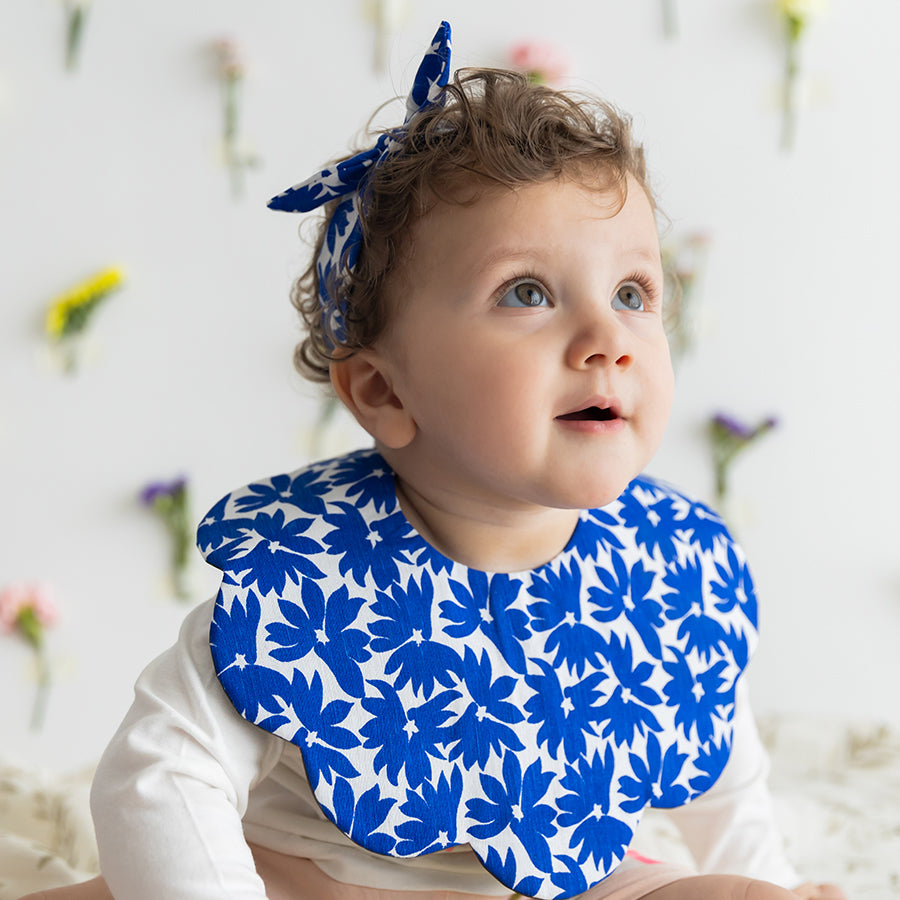 Find Yourself Somewhere - Bib + Bow Set