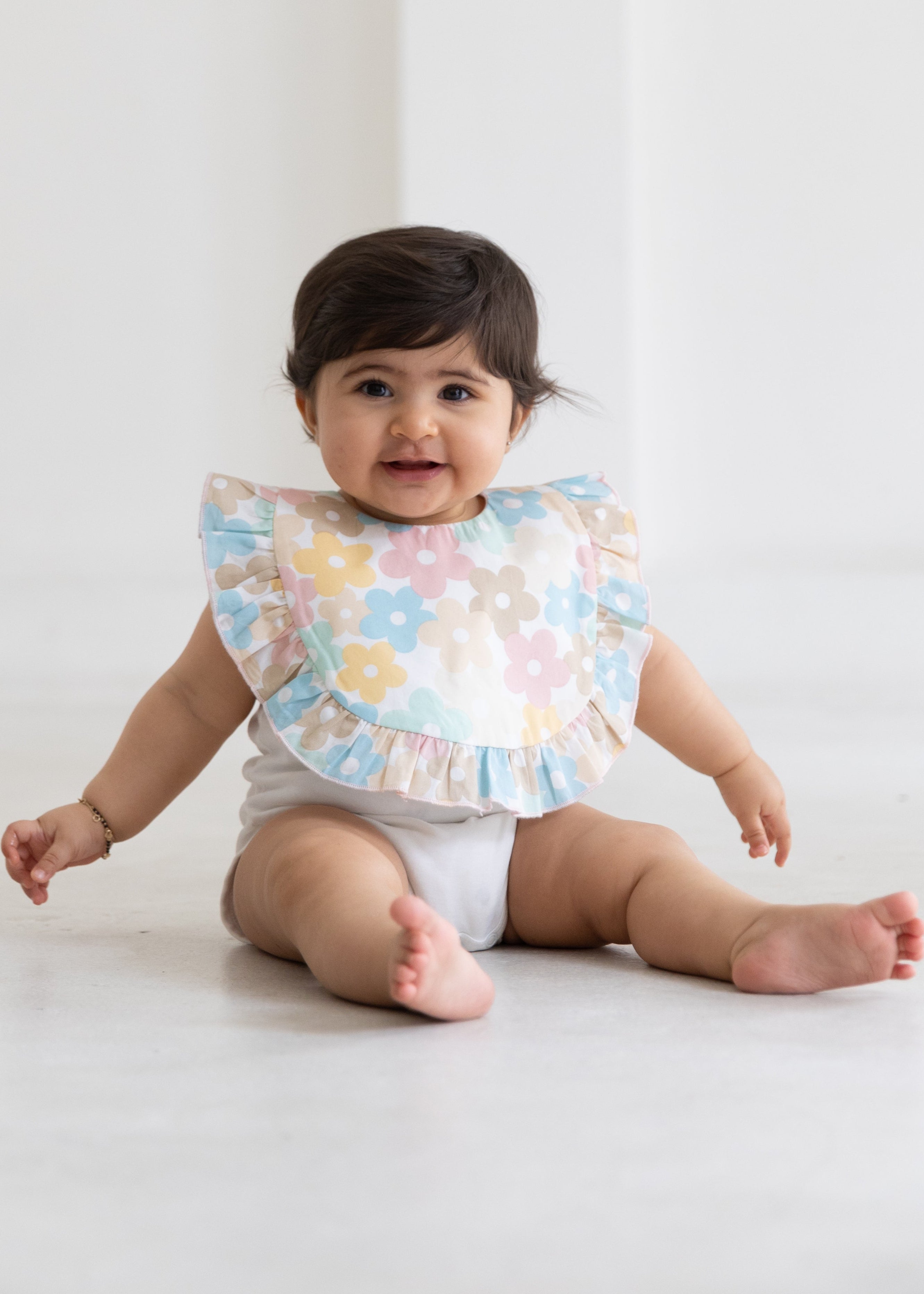 Pretty Pretty Flowers Ruffle Bib