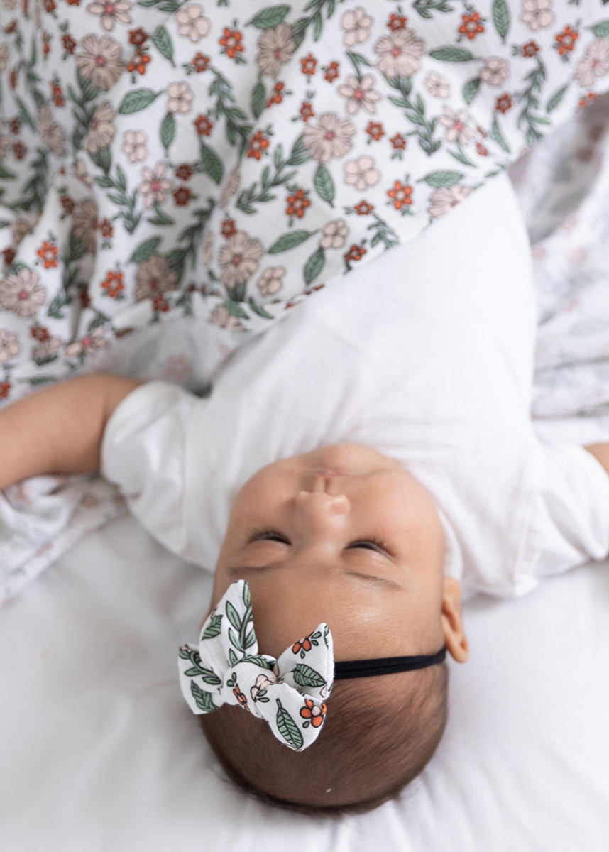 Leafy Lazy Swaddle + Bow