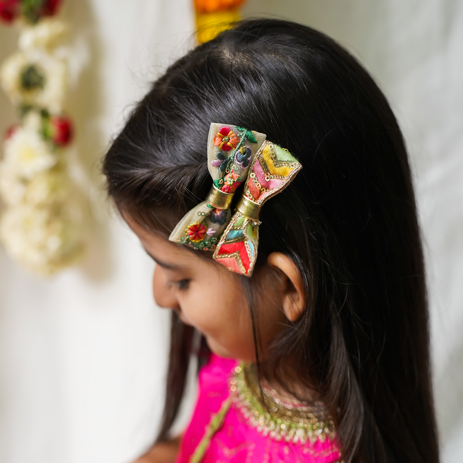 Gulnaar - Set of 4 Bow Clips